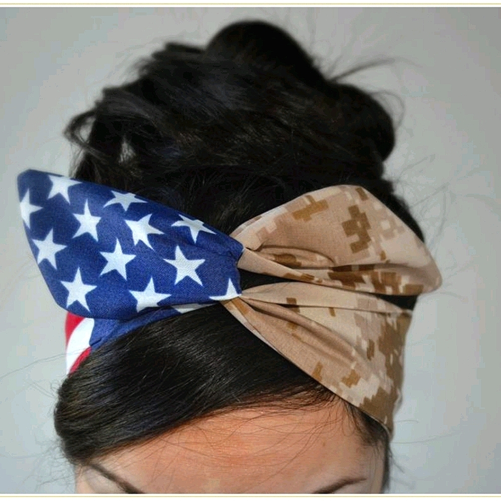 Marine pin-up bow